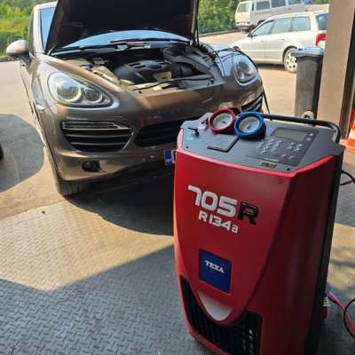 Máy nạp ga điều hòa tự động R134a Hãng TEXA Xuất Xứ Italy Model: 705R
