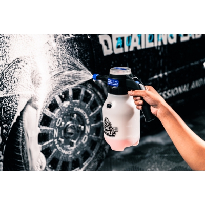 Bình Phun Bọt Tuyết Dùng Pin SGCB 1.5L SGGD436 – Bình Tạo Bọt Rửa Xe Tiện Dụng